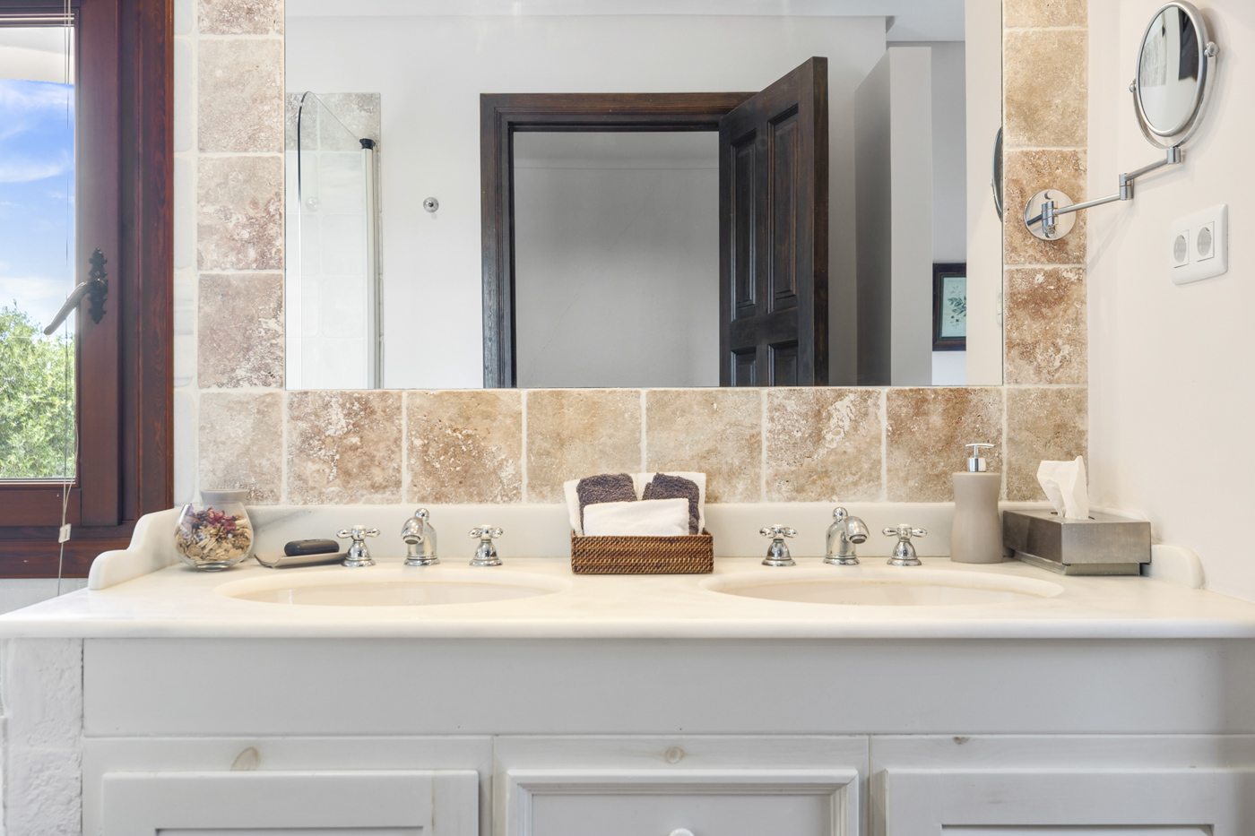 Baño en planta baja, amenities incluidas